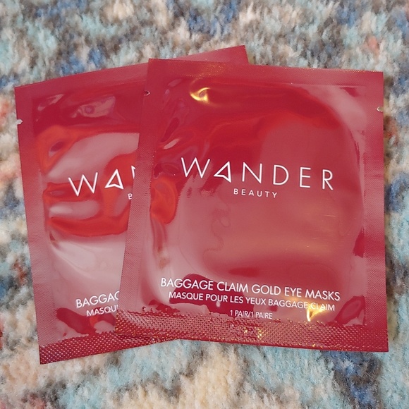 3 for $15 Wander Beauty Gold Eye Masks - Picture 1 of 2